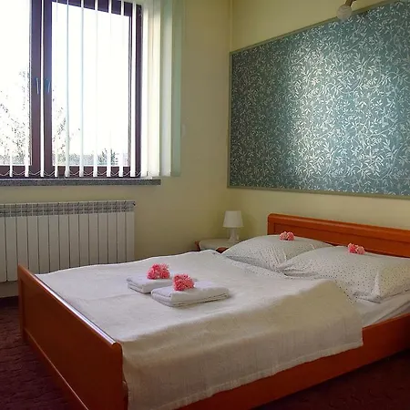Kwadrat 2* Dabrowa Gornicza