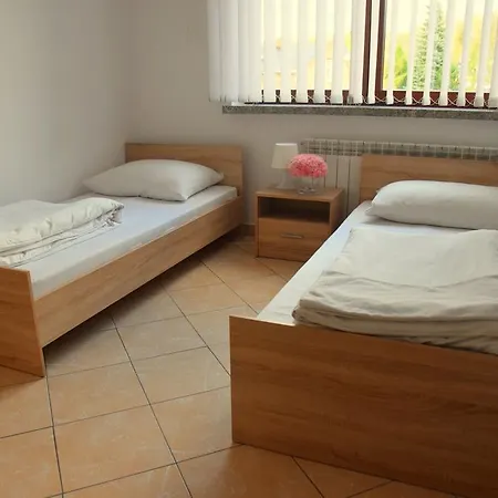 Kwadrat Motel 2*