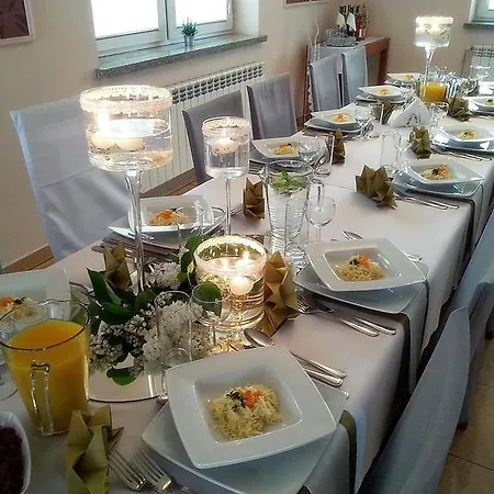 Kwadrat Motel Dabrowa Gornicza