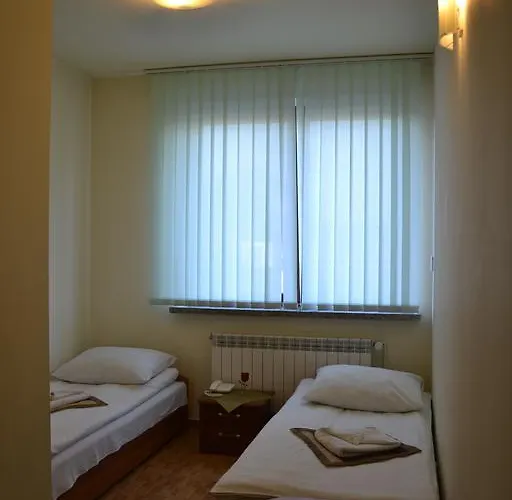 Kwadrat 2* Dabrowa Gornicza