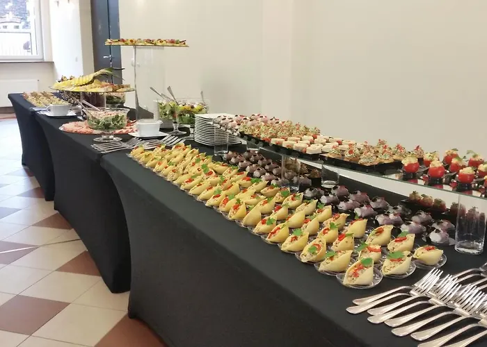 Kwadrat Motel Dabrowa Gornicza